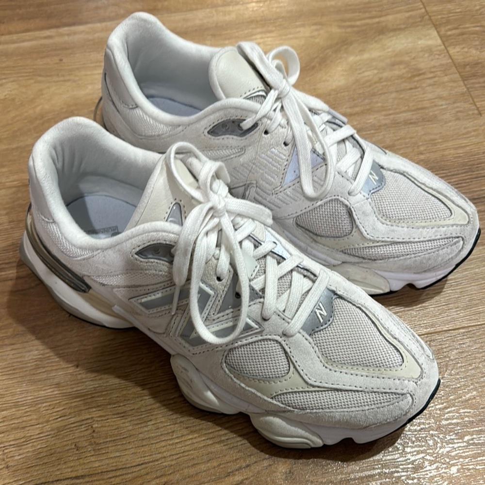 New Balance 9060 Moonbeam